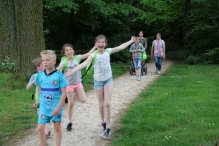 Avond4daagse 2017 - maandag (3/8)