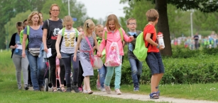 Avond4daagse 2017 - maandag (5/8)