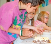 Bak een taart voor een ander (2)