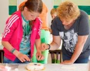 Bak een taart voor een ander (2)