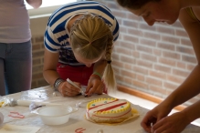 Bak een taart voor een ander