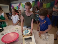 Bak een taart voor een ander (4)