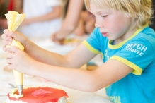 Bak een taart voor een ander