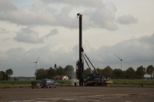Eerste paal Remako en Papyrolux