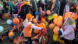 Koningsdag 2015 - Vlag Hijsen en optocht