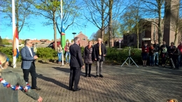 Koningsdag 2015 - Vlag Hijsen en optocht
