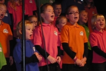 Optreden kinderkoor Jong Leven in de Meerpaal 