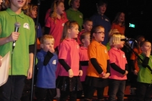 Optreden kinderkoor Jong Leven in de Meerpaal 