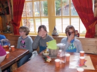 Start Kinderkoor 2013 met Pannenkoeken eten