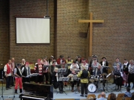 Plantenmarkt en muziekfestival