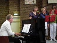 Plantenmarkt en muziekfestival