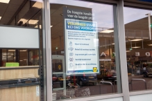 Coronamaatregelen winkelcentrum