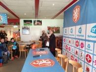 Voetbalplaatjes ruilmiddag en voetbalclinic