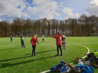 Voetbalplaatjes ruilmiddag en voetbalclinic