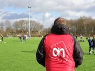 Voetbalplaatjes ruilmiddag en voetbalclinic