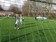 Voetbalplaatjes ruilmiddag en voetbalclinic