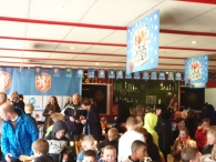 Voetbalplaatjes ruilmiddag en voetbalclinic