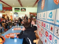 Voetbalplaatjes ruilmiddag en voetbalclinic