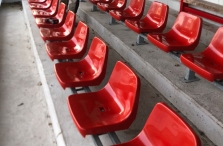 Opknappen tribune BAS Voetbal