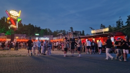 Lowlands 2024: (do-zo)