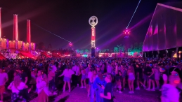 Lowlands 2024: (do-zo)