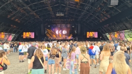Lowlands 2024: (do-zo)