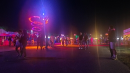 Lowlands 2024: (do-zo)