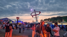 Lowlands 2024: (do-zo)