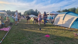Lowlands 2024: (do-zo)