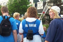 Intocht Avond4daagse 2003