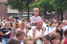 Intocht Avond4daagse 2003