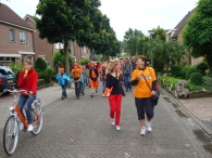 Intocht avond4daagse en huldiging Leo Schrijer