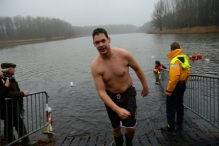 Oudjaarsduik World Servants 2011