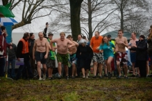 Oudjaarsduik World Servants 2011