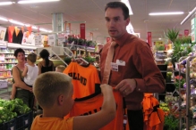 C1000 - Uitreiking Nederlands Elftal Shirts