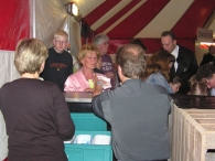 Feestavond Koninginnedag 2005