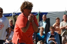 Koninginnedag 2007: Eieren Gooien