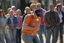 Koninginnedag 2007: Eieren Gooien