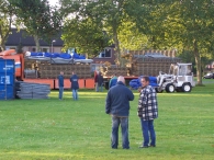 Oktoberfeesten: Opbouw feesttent