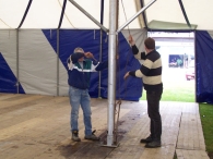 Oktoberfeesten: Opbouw feesttent