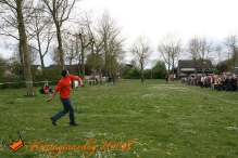Eieren gooien Koninginnedag 2008 (2)