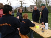 Eierengooien Koninginnedag 2008