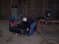 Bankjes en palen voor Wandelpad