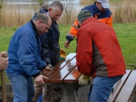 Bankjes bij Wandelpad