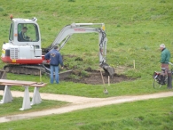 Bankjes bij Wandelpad