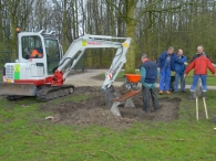 Bankjes bij Wandelpad