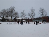 Schaatsen op mini-ijsbaan