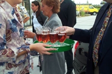 Opening nieuw pand F1 Zonwering