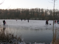 IJsbaan Biddinghuizen geopend