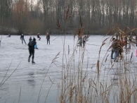 IJsbaan Biddinghuizen geopend